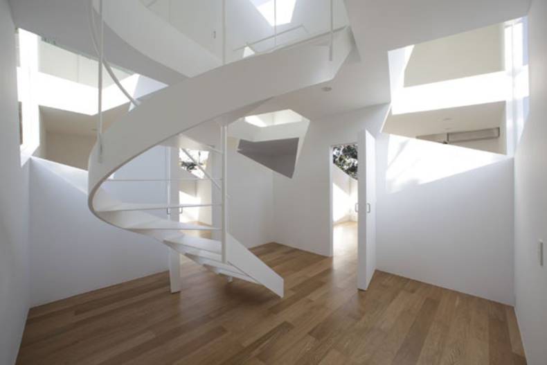 Villa Kanousan by Yuusuke Karasawa Architects: a House in Japan Inspired by the Cube