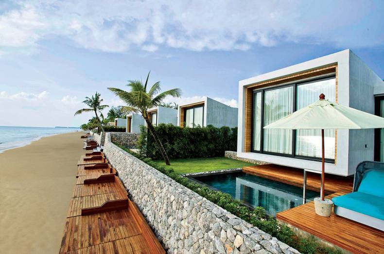 Paradise in Casa de La Flora Resort by VaSLab Architecture