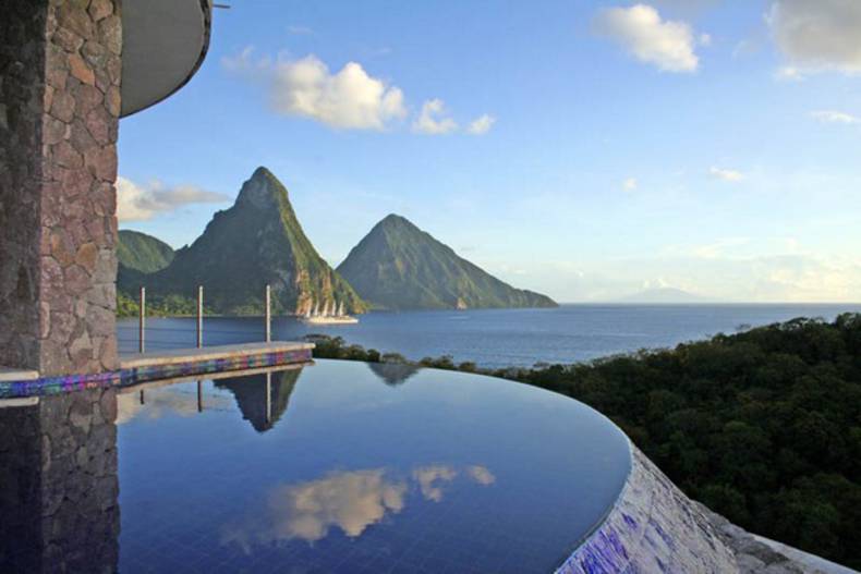 Luxury Jade Mountain Resort in St. Lucia