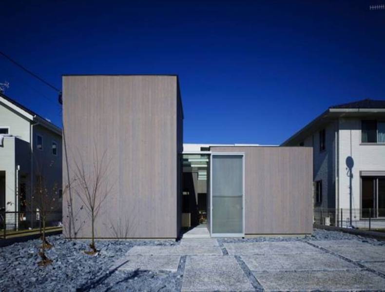 The Unique House in Japan by Suppose Design Office