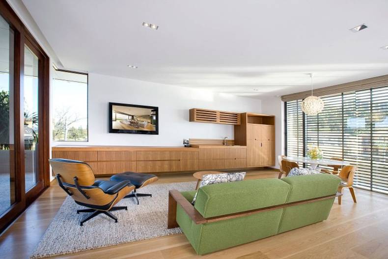 Luxury Albatross Residence by Bayden Goddard Design Architects