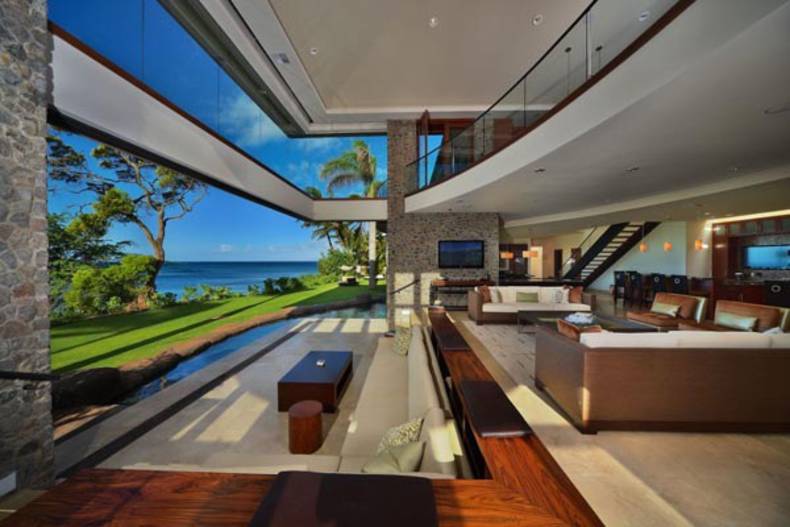 Splendid Hawaii Villa by Arri LeCron