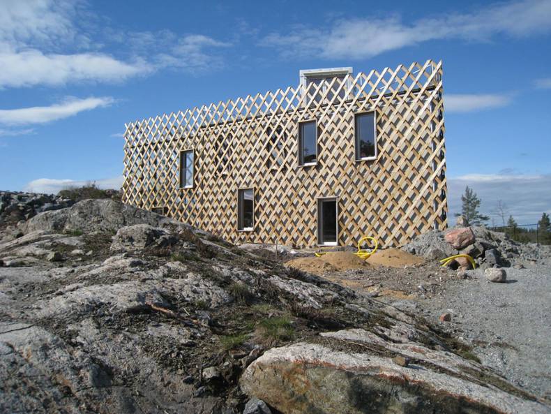 The Triangular Garden House by Tham &amp; Videgard Hansson Architects