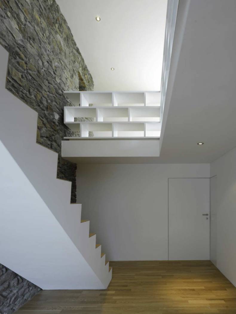 House transformation by Clavienrossier Architects