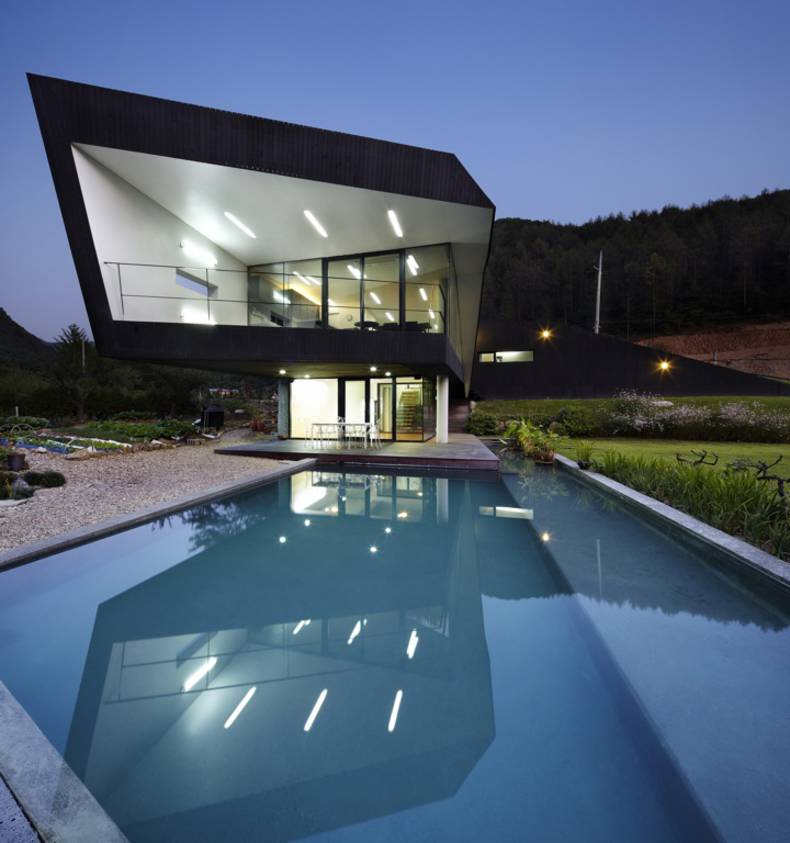 The House in Korea Created by the Architecture Firm AND 