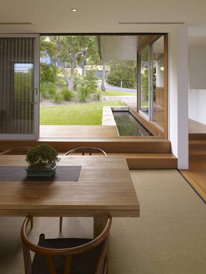 'Wamberal House' in a Picturesque Place of the Central Coast of NSW: by Virginia Kerridge